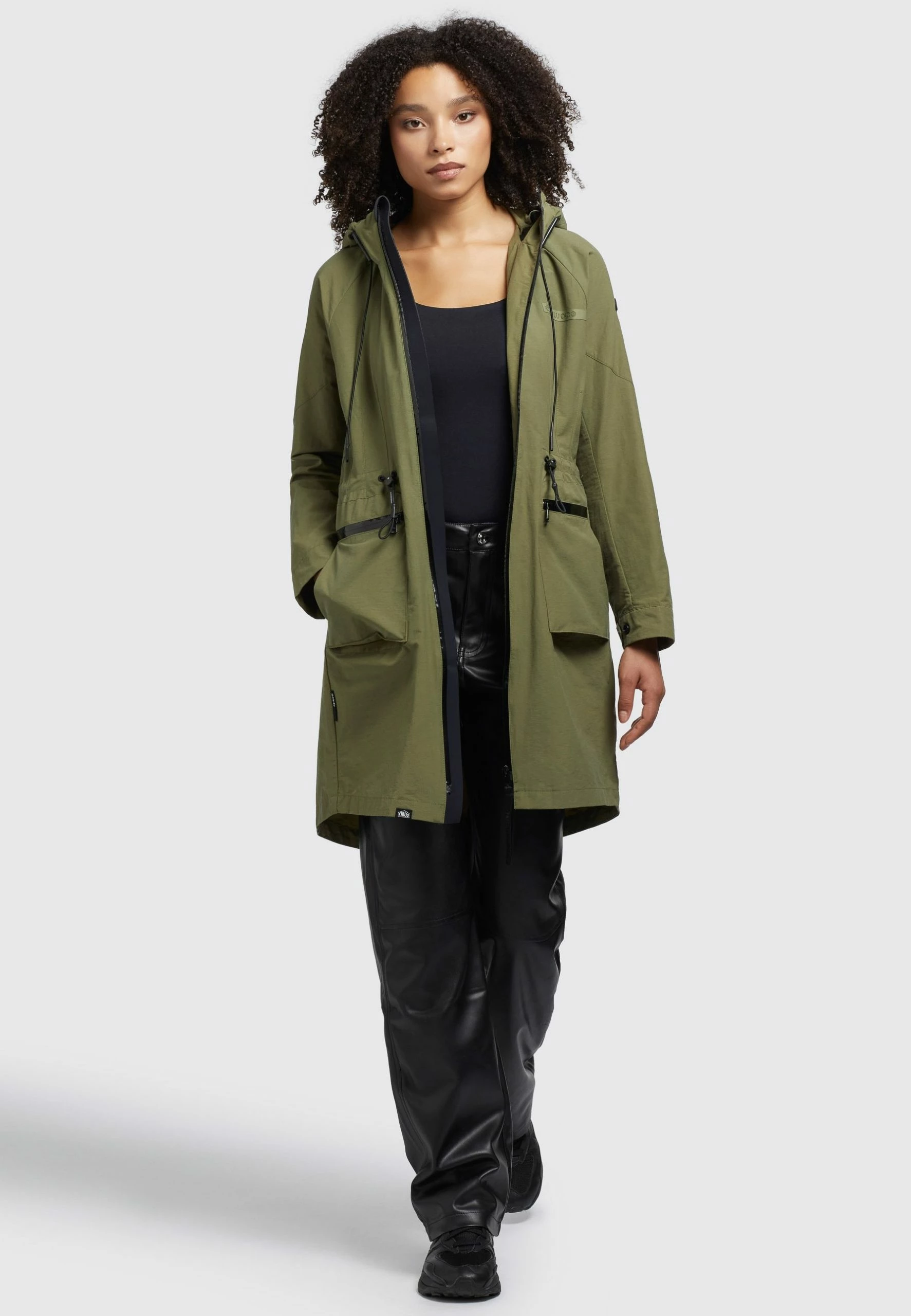 Khujo LEVANE - Kurtka Przeciwdeszczowa - Olivgrün 2 Khujo LEVANE - Kurtka Przeciwdeszczowa - Olivgrün - obrazek 2