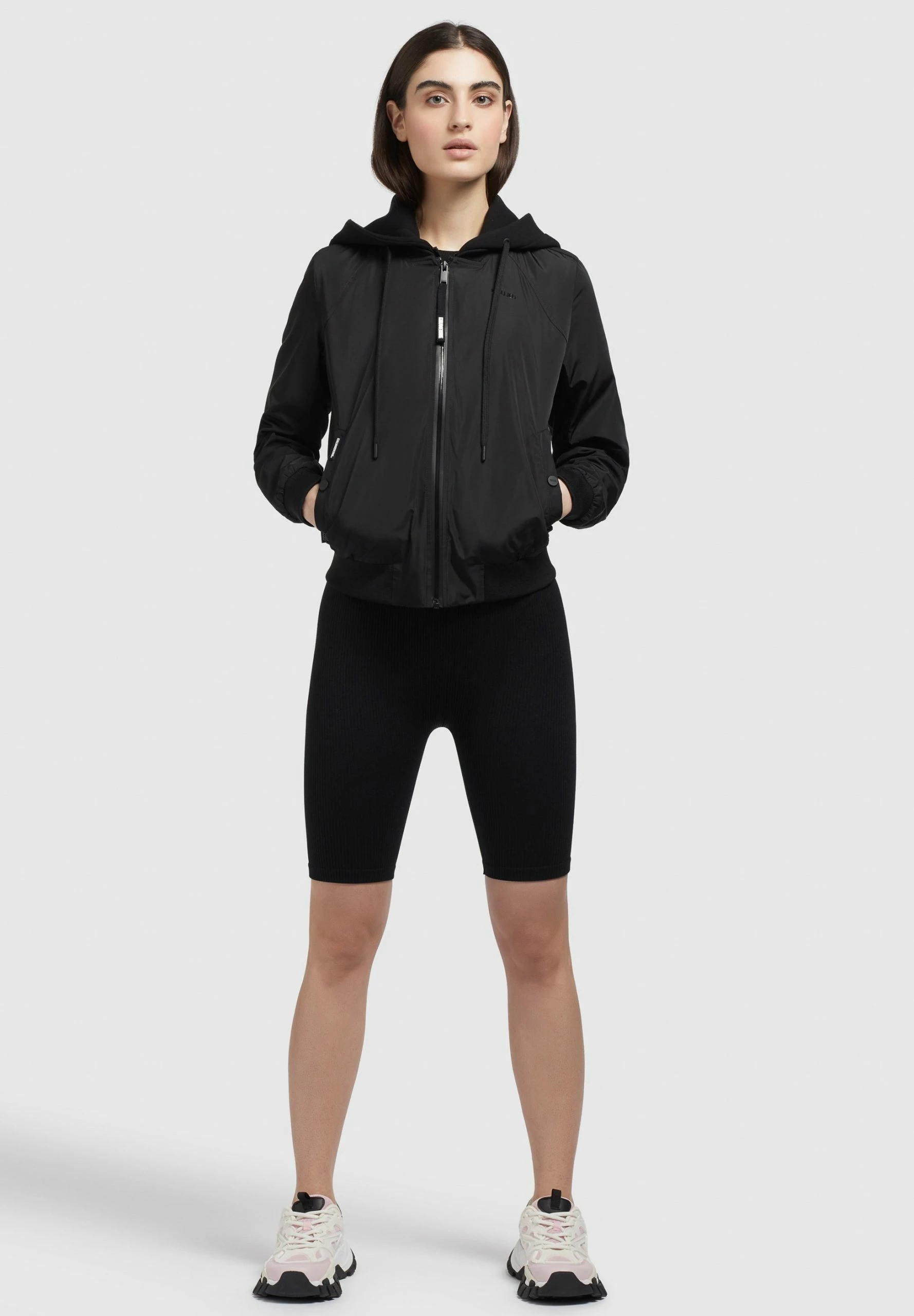 Khujo PERSEE - Kurtka Przejściowa - Schwarz 2 Khujo PERSEE - Kurtka Przejściowa - Schwarz - obrazek 2