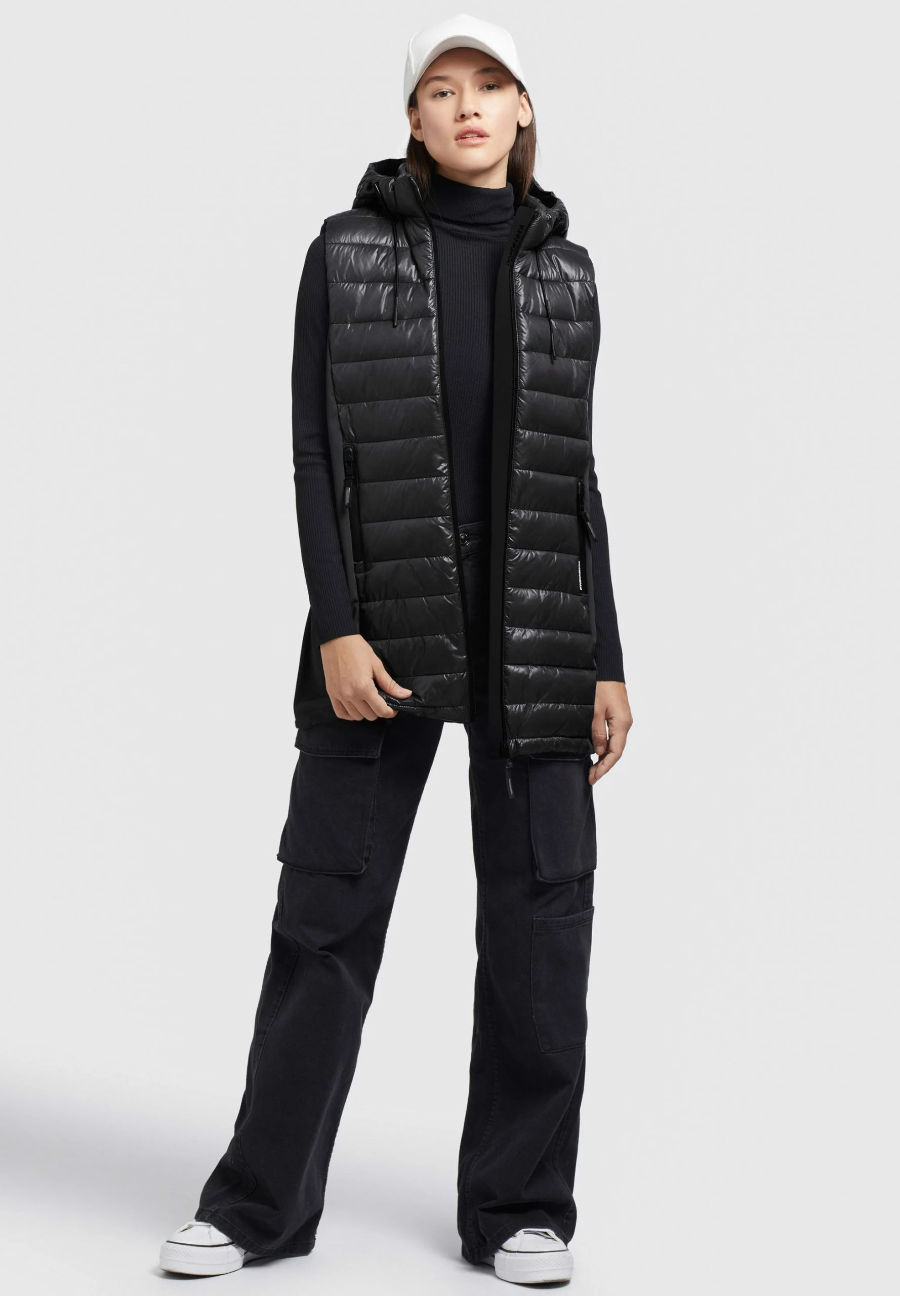 Khujo BECCA SHINY - Kamizelka - Schwarz 2 Khujo BECCA SHINY - Kamizelka - Schwarz - obrazek 2